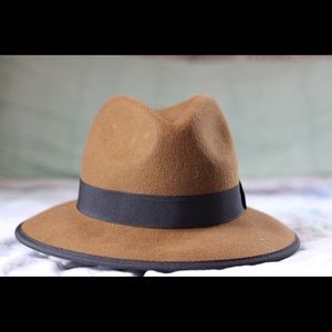Felt hat